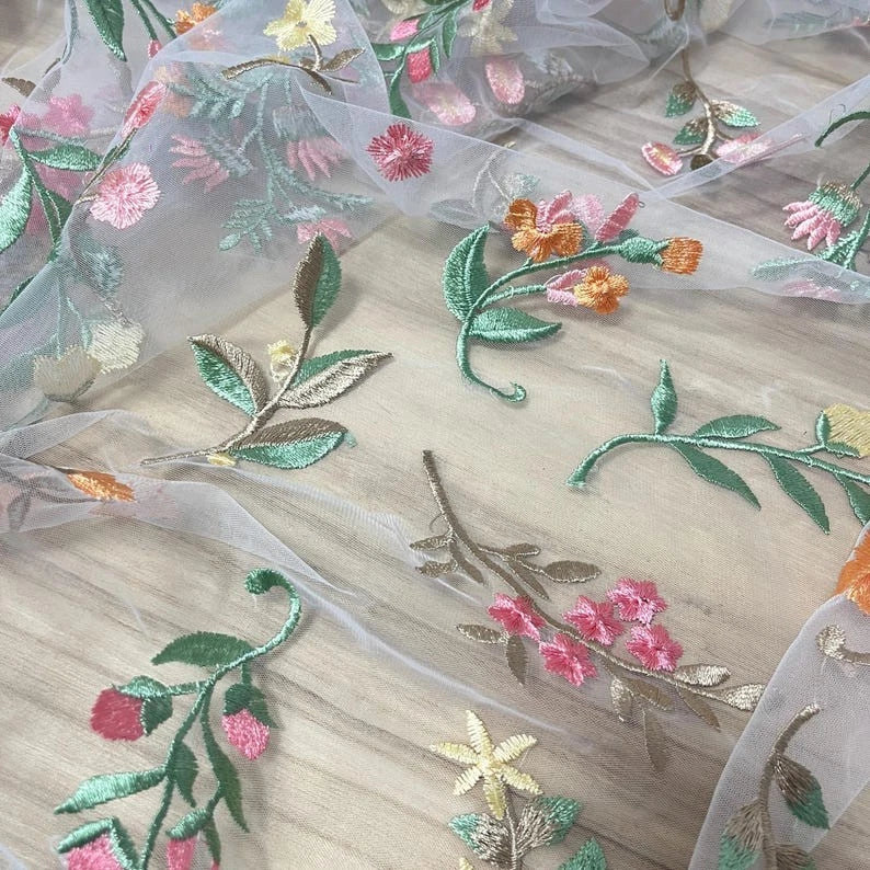 Multicolor Embroidery Floral Colorful Tulle Fabric for Bridal Veil Wedding Dress (1M)